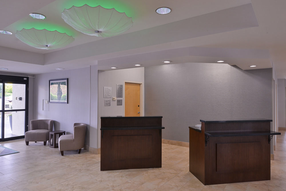 Wyndham Garden Greenville / Spartanburg Airport Bagian luar foto
