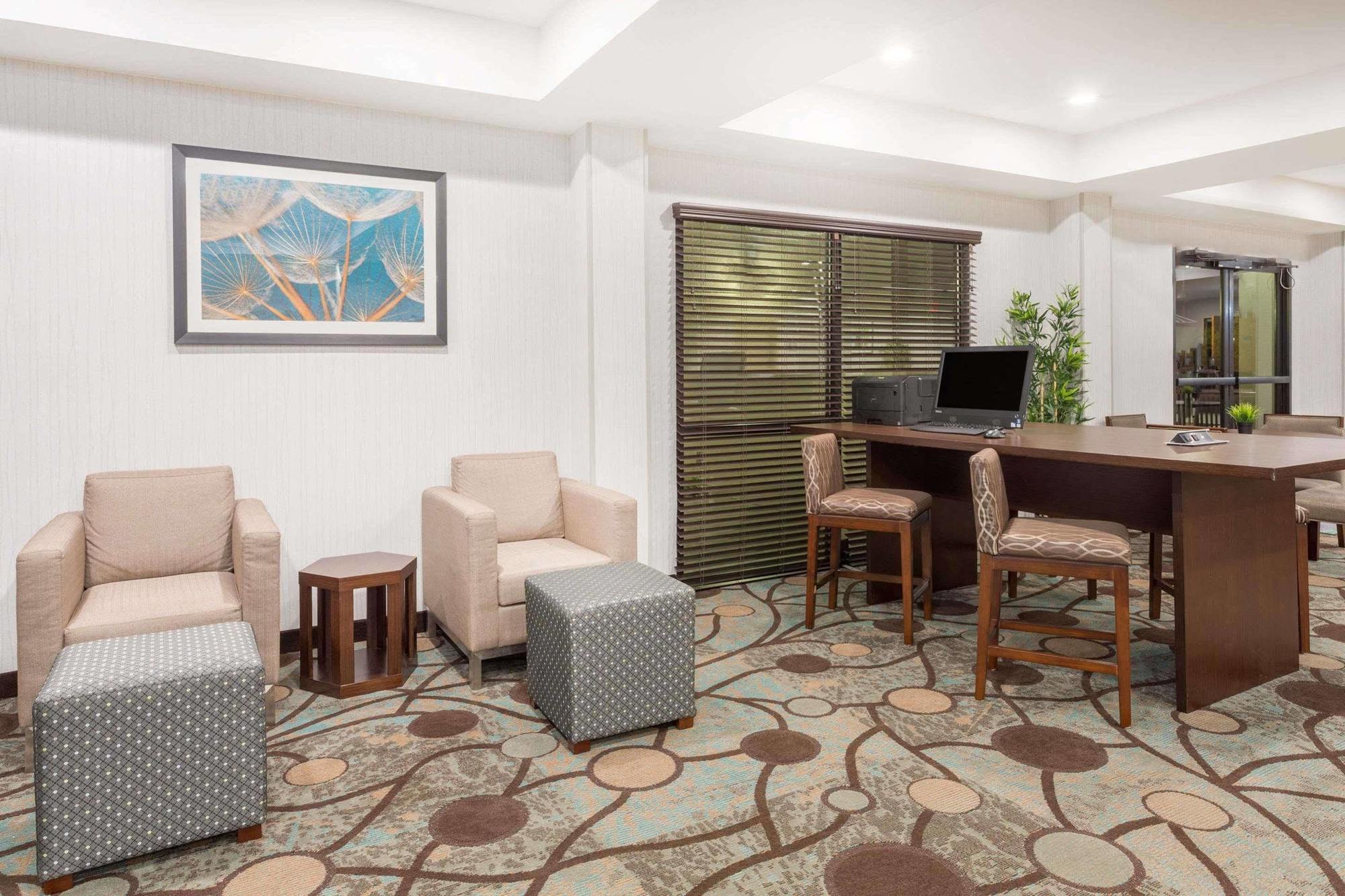 Wyndham Garden Greenville / Spartanburg Airport Bagian luar foto