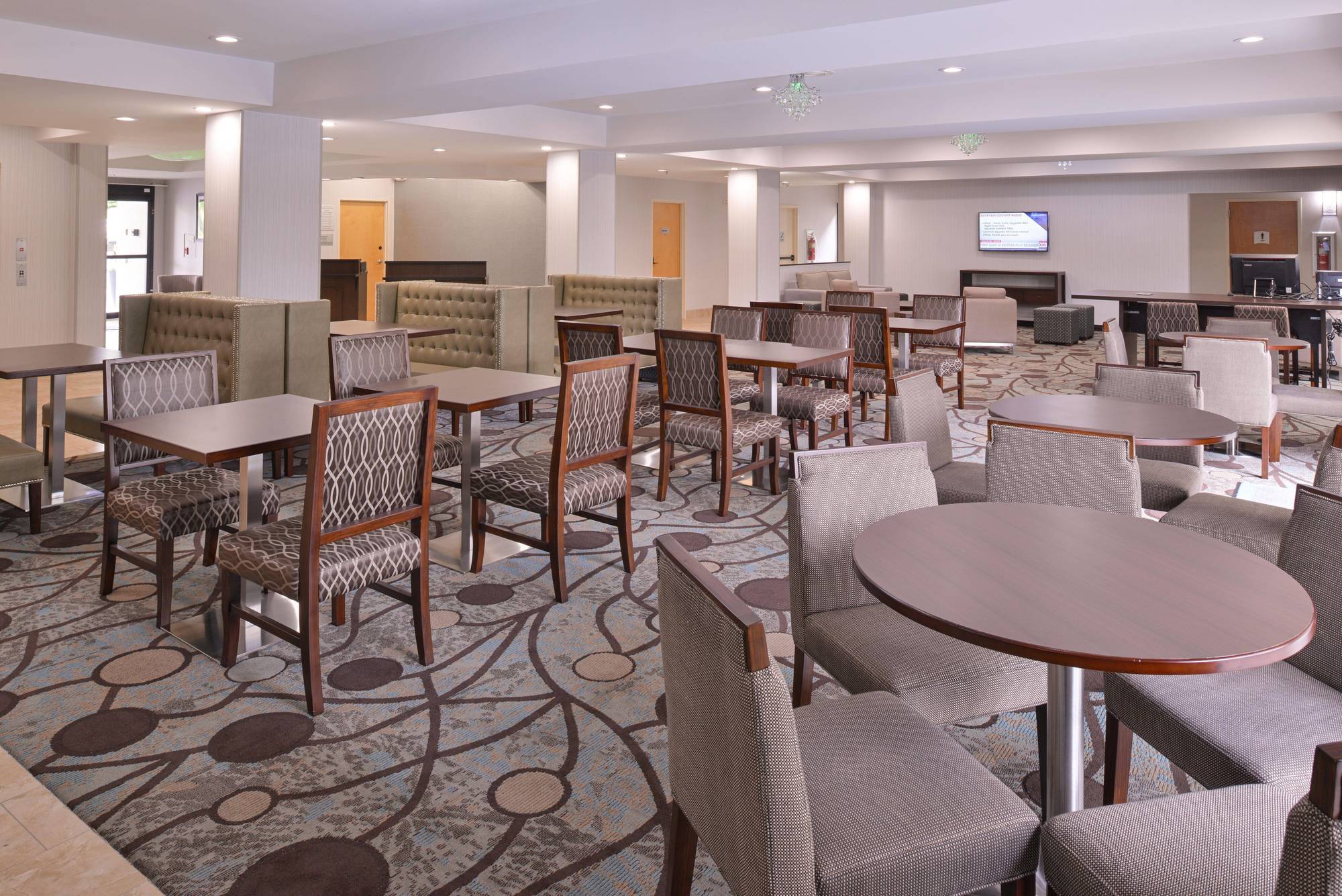 Wyndham Garden Greenville / Spartanburg Airport Bagian luar foto